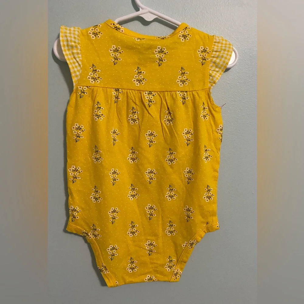 Carter’s 100% cotton onesie